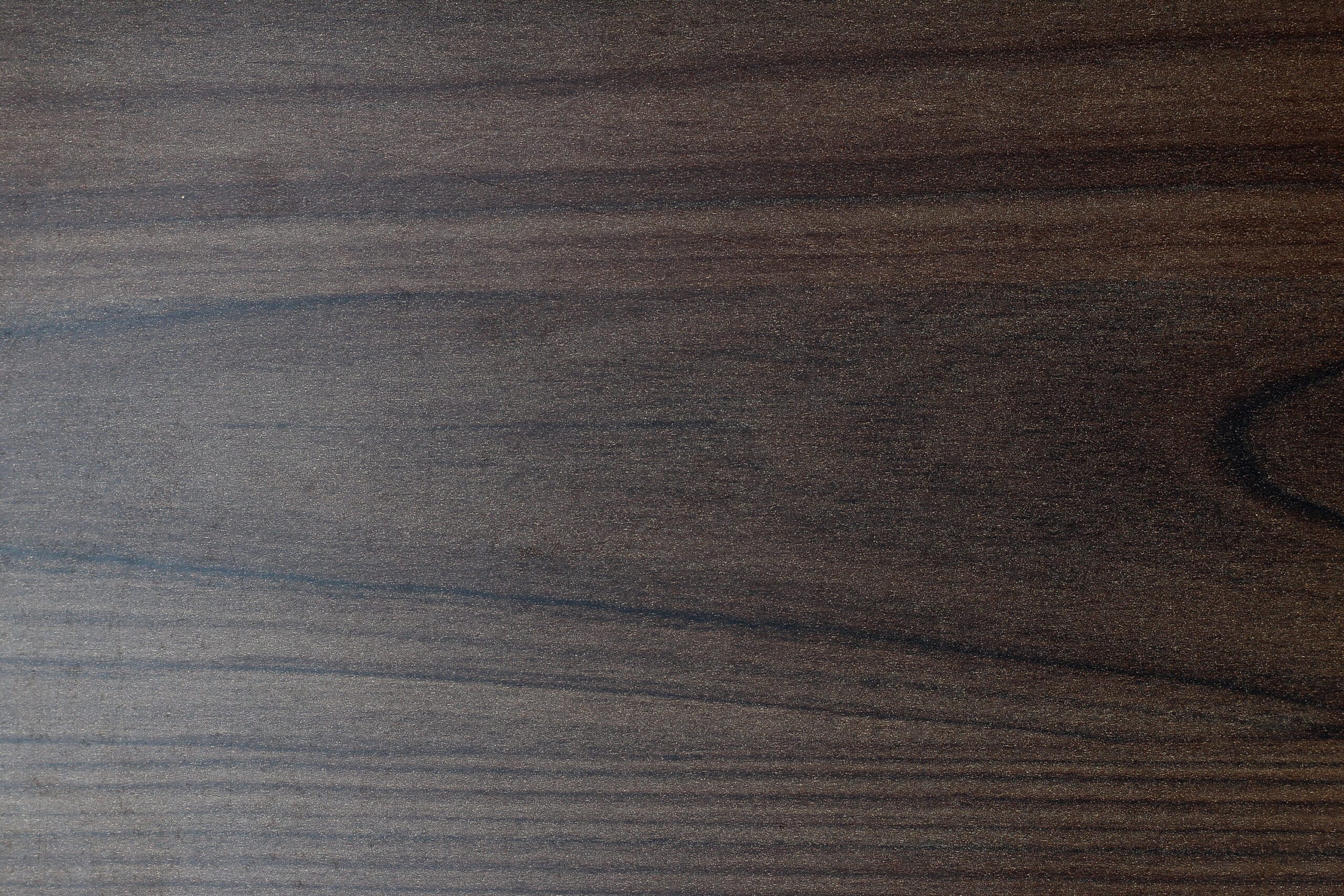 Madera-de-nogal-o-madera-de-roble